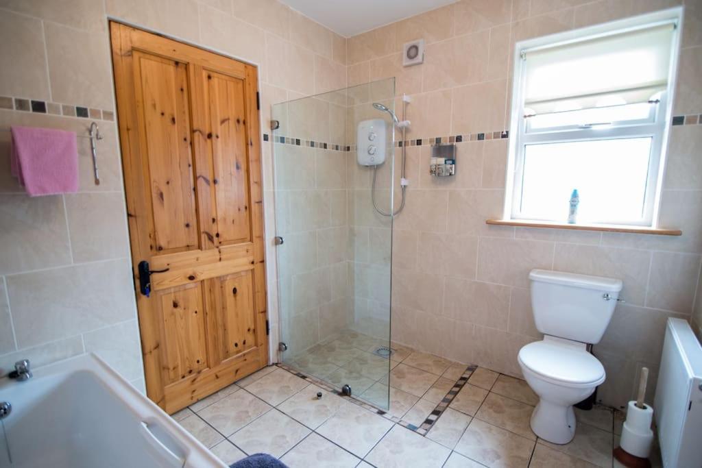 *Spacious Irish Cottage* Fanore Extérieur photo