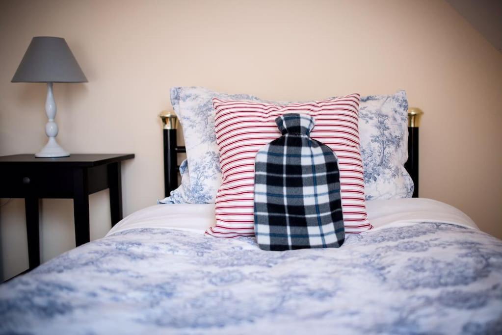 *Spacious Irish Cottage* Fanore Extérieur photo